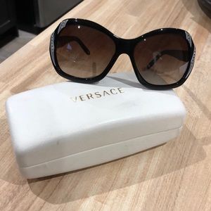 Authentic Versace sunglasses NWOT
